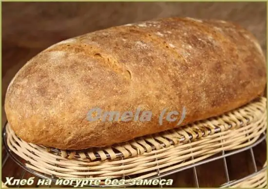Хлеб на йогурте без замеса (в духовке)