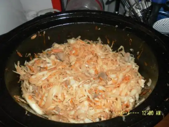 Тушенная капуста с куриной грудкой (Медленноварка)