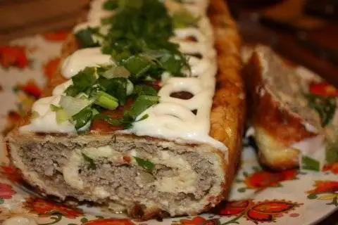 Мясной рулет в сырной рубашке