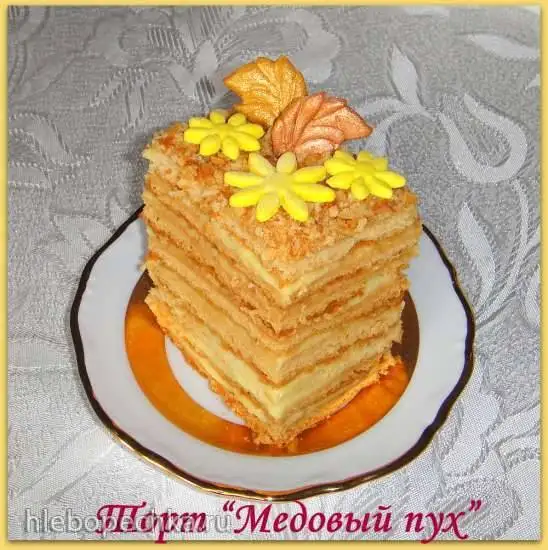 Торт «Медовый пух» с легким заварным кремом