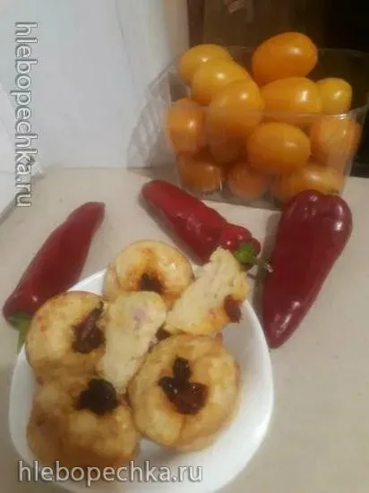 Маффины кабачковые с вялеными томатами и сыром