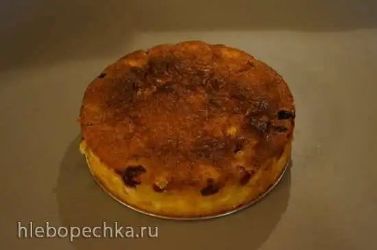 Быстрый пирог с черешней и творогом