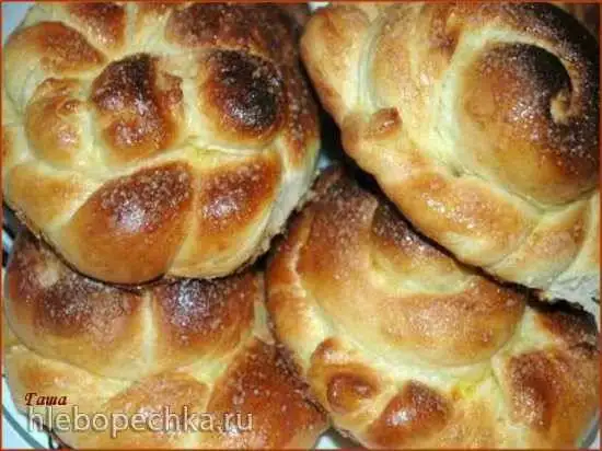 Плюшки на дрожжах
