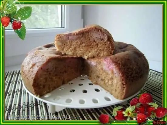 Клубничный пирог (скороварка Brand 6050)