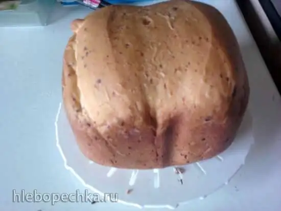 Пшеничный с сыром и пряными травами