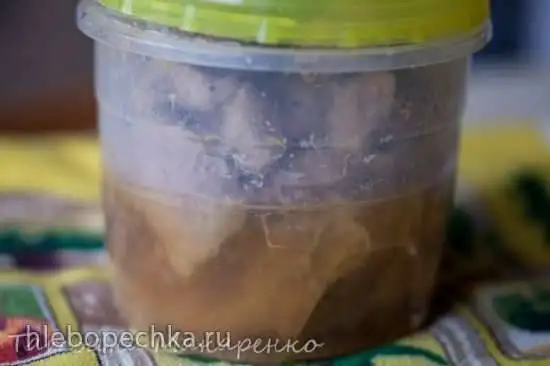 Мясо типа тушёнки в скороварке Бранд 6051