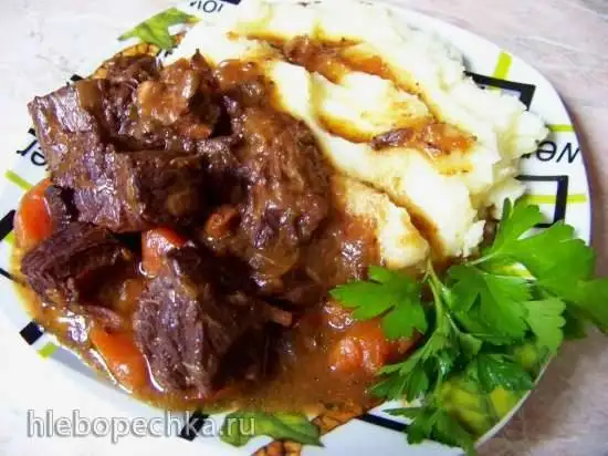 Boeuf bourguignon (Бёф Бургиньон) в мультиварке Polaris 0517