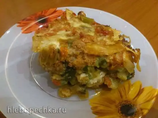 Цукини, запеченные с сыром, помидорами и пореем в мультиварке Bork U700