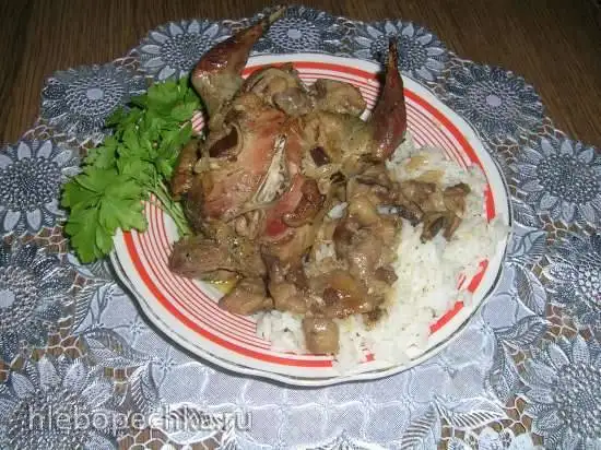 Куропатка, фаршированная грибами