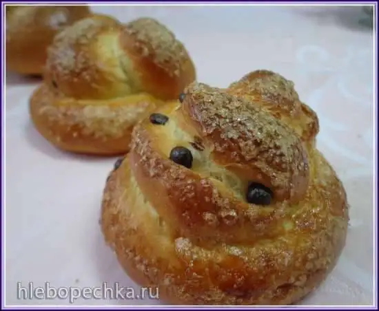 Булочки-бриоши с шоколадом