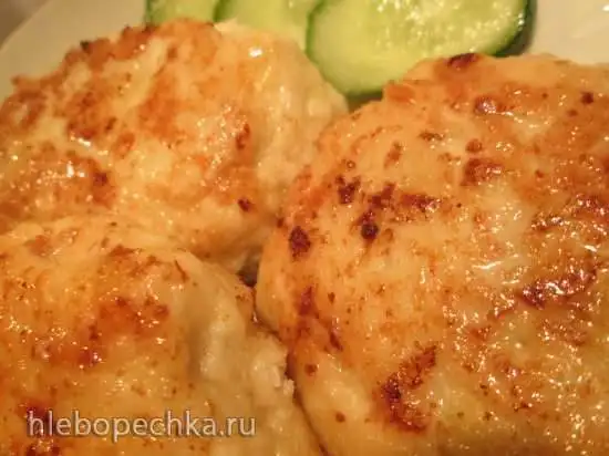 Куриные котлеты с начинкой из сыра