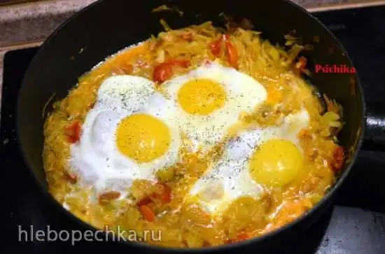 Кабачок, запеченный с яйцом или фаршем