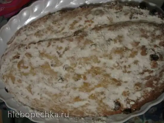 Рождественская коврижка с цукатами и миндалем (Christstollen)