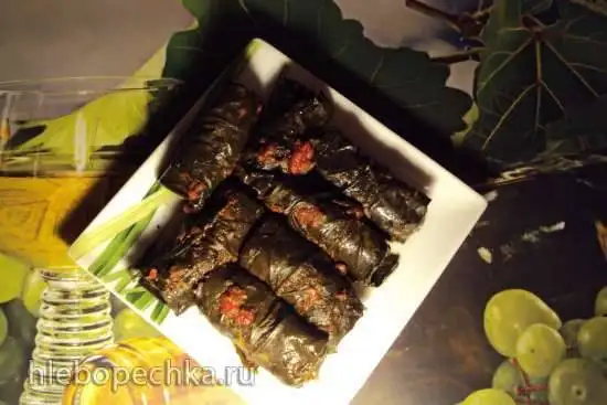 Долма в мультиварке Bork U800