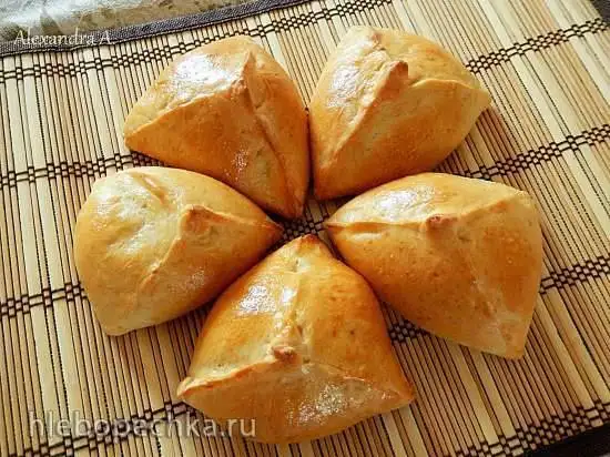 Бирокс, пирожки с мясом и капустой