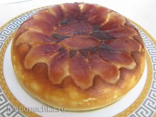 Творожная запеканка с яблоками в мультиварке Brand 701