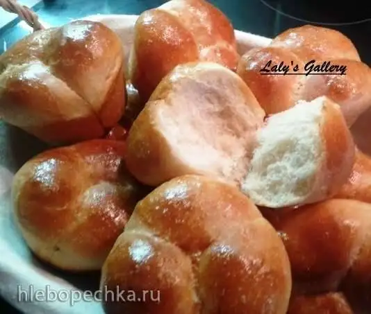 Булочки «Лепесток клевера» (Clover Leaf Rolls)