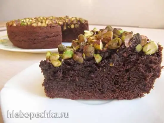 Брауни с фисташками в мультиварке Brand 701