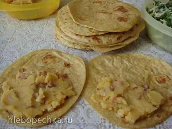 Чапати на сыворотке с гороховым пюре