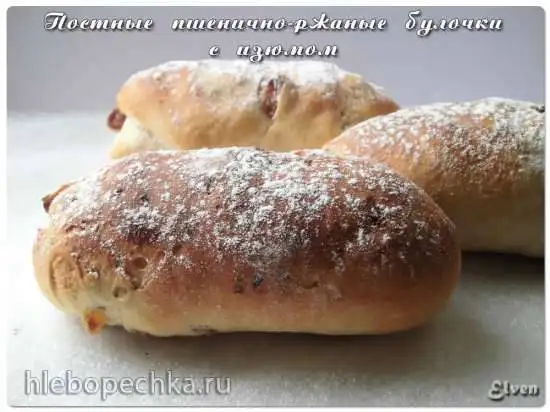 Постные пшенично-ржаные булочки с изюмом