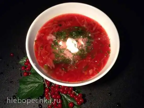 Борщ на соке красной смородины (легкий диетический рецепт для всей семьи)