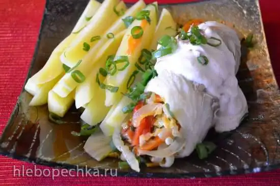 Рулетики из трески, фаршированные овощами (в пароварке)