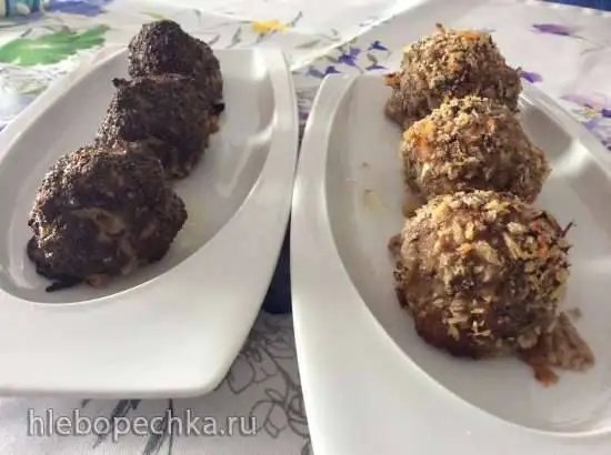 Котлетки в духовке с двумя видами панировки