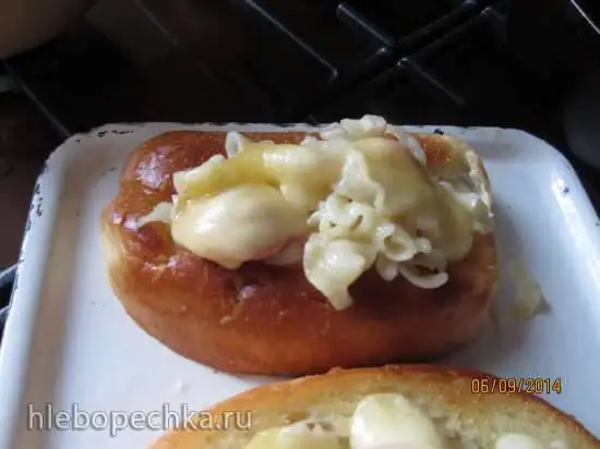 Макароны с сосиской на вкусный лад