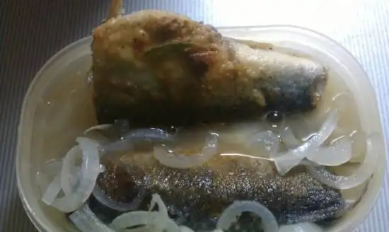 Жареная маринованная сельдь (Eingelegte Bratheringe)
