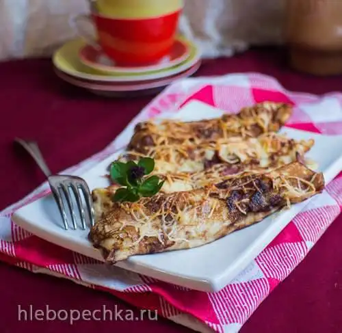 Блины с запеченным беконом и сыром (Speckpfannkuchen)