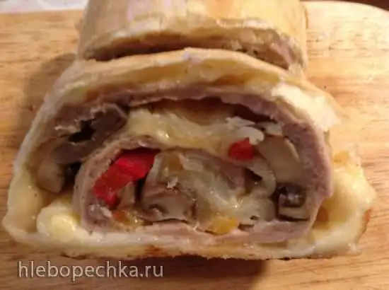Штрудель с мясом и овощами