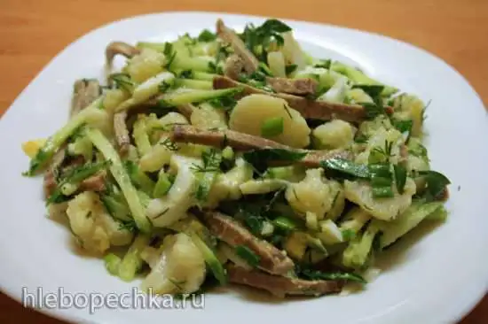 Салат с говяжим языком и цветной капустой