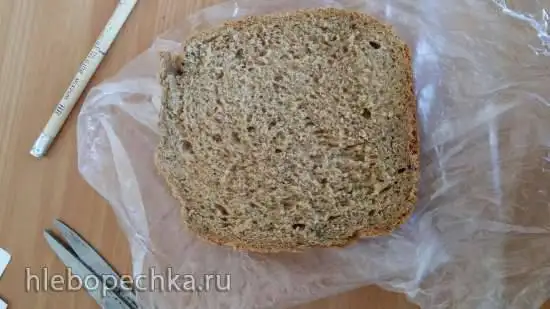 Пшенично полбянной хлеб с отрубями на закваске sekowa в хлебопечке