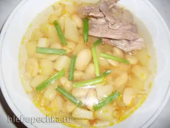 Суп фасолевый с мясом индюка