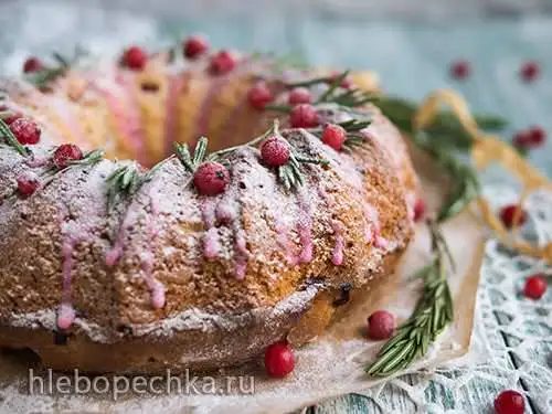 Кекс с красной смородиной (Cupcake mit roten Johannisbeeren)