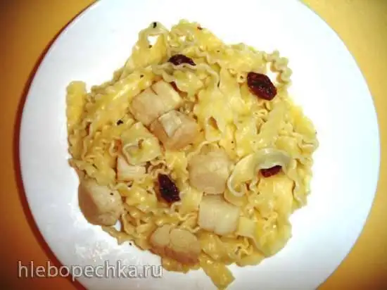 Паста с гребешками и вялеными помидорами