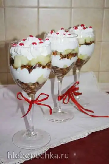Десерт, в котором спрятана деревенская девушка (Verschleiertes Bauernmaedchen)