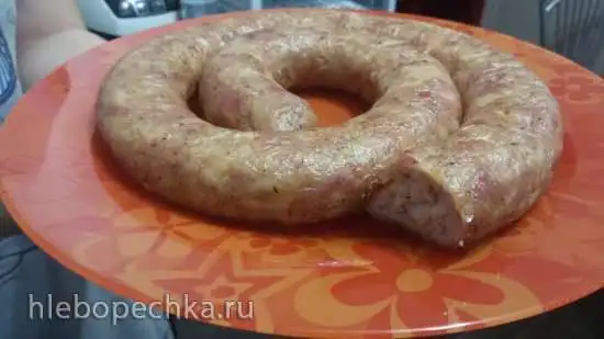 Простая куриная колбаска вяленая