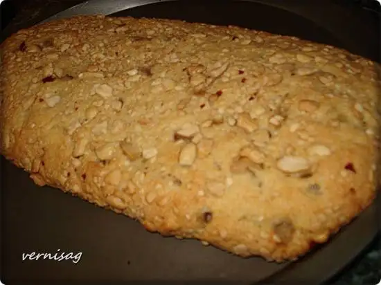 Пирог песочный ореховый с яблоками (пиццамейкер Princess 115000)