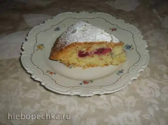 Пирог с вишней (или с любой кислой начинкой)