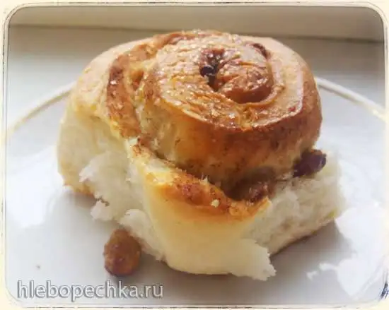 Творожные булочки с изюмом и корицей