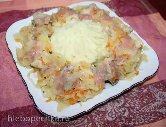 Каббес с соусом из хрена