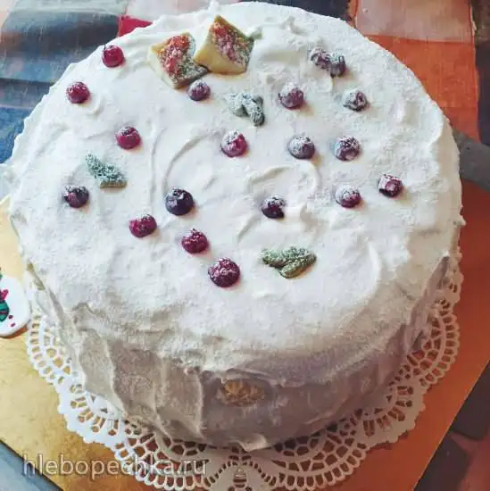 Торт черемуховый со сметанным кремом и кедровым дакуазом