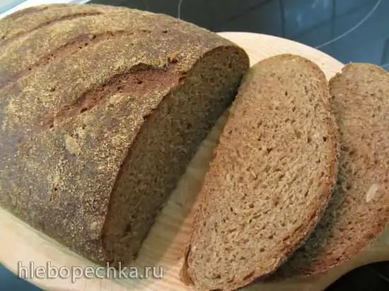 Цельнозерновой пшеничный хлеб на ржаной закваске