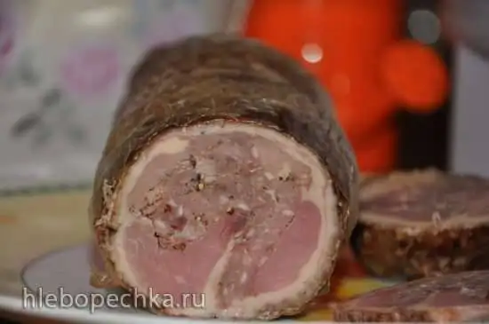 Утиный рулет в сетке