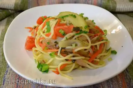 Паста с овощами, фенхелем и яблоком (2-я степень поста)