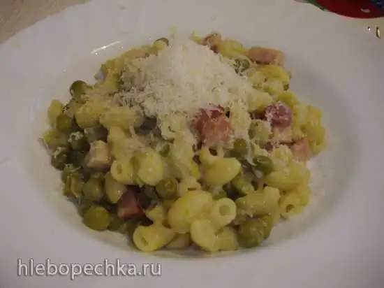 Макароны с зелёным горошком и грудинкой (Pasta piselli con pancetta e panna) в мультиварке Steba DD2