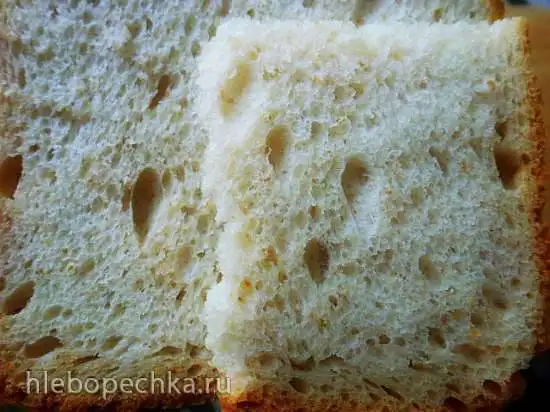 Белый постный хлеб с геркулесом и шротом зародышей пшеницы, яблоком и кокосовым маслом