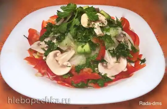 Салат со свежими шампиньонами