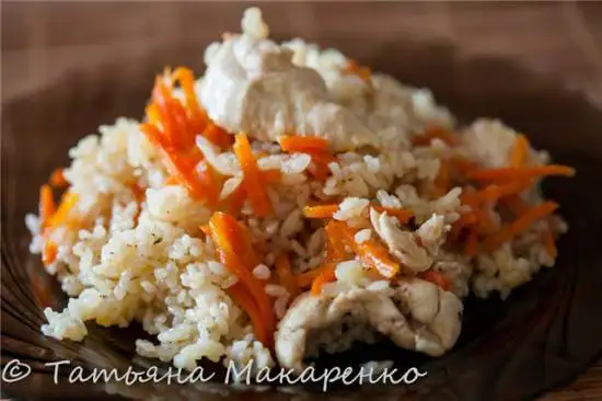 Плов с курицей в скороварке Oursson 5010